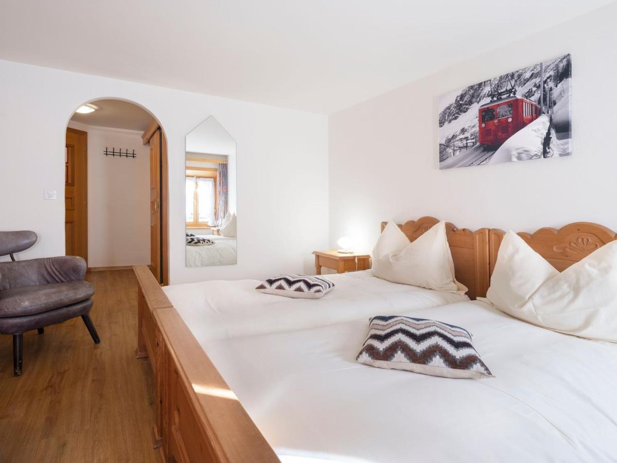 Hotel De Commune Γκστάαντ Εξωτερικό φωτογραφία