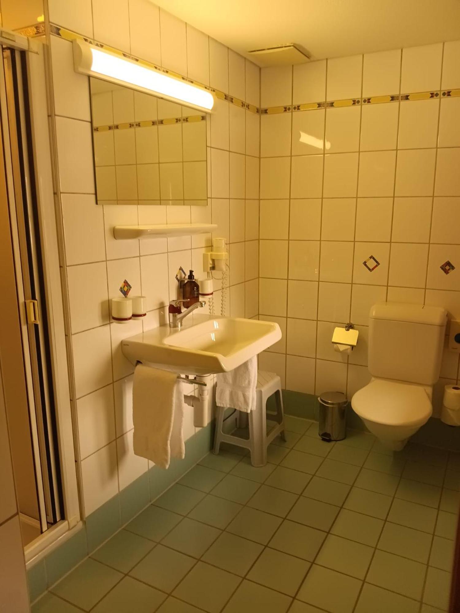 Hotel De Commune Γκστάαντ Εξωτερικό φωτογραφία