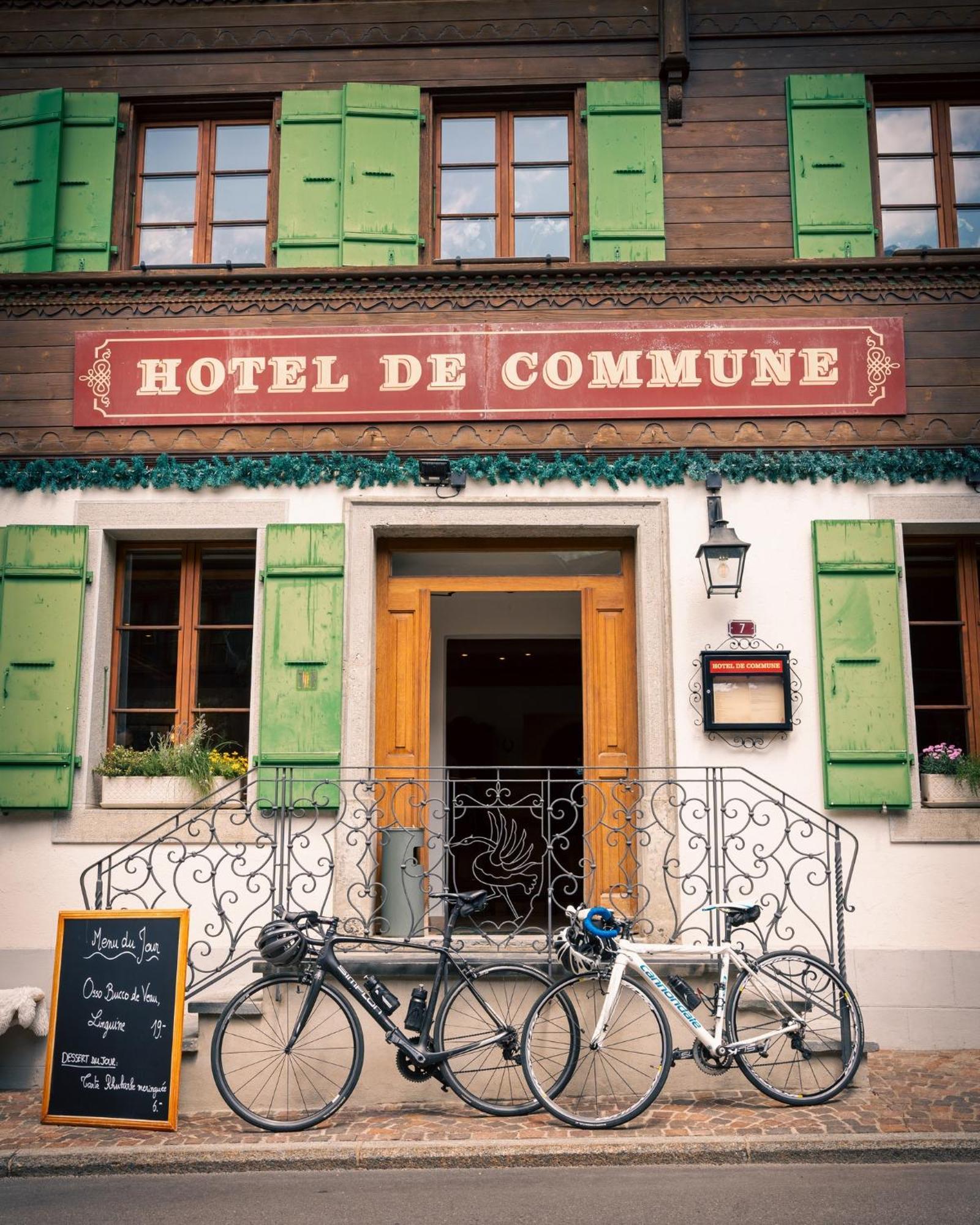 Hotel De Commune Γκστάαντ Εξωτερικό φωτογραφία